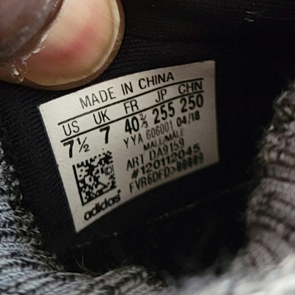 Women's (Unisex) Adidas Ultra Boost Uncaged Grey II Size 9 Women or 7.5 Men or - Picture 12 of 12